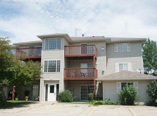 655 Kimberlite St, Tiffin, IA 52340