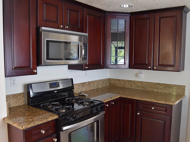 2462 Rikkard Dr — Photo 7