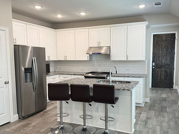 5th image of 1659 Timpson Dr