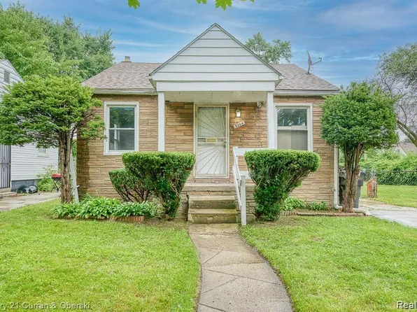 9244 Carlin St, Detroit, MI 48228