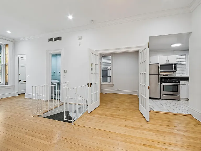 1619 N Mohawk St #1F — Photo 8
