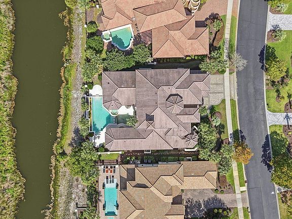 3rd image of 1549 Serena Dr.