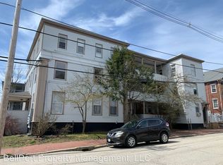 3 Sherbrooke St #2, Portland, ME 04101