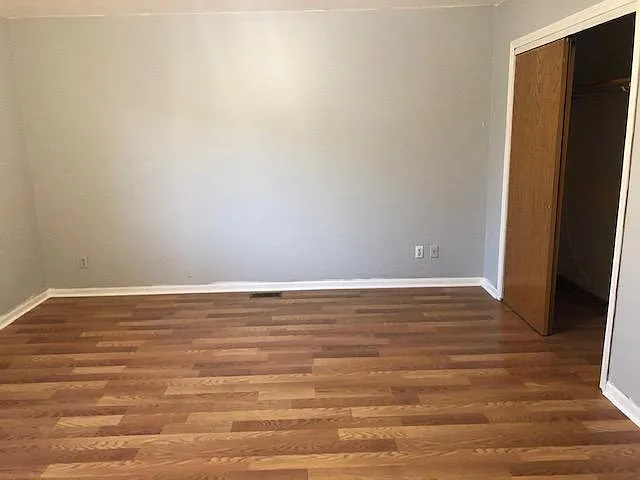 1534 E Valley Pl — Photo 7