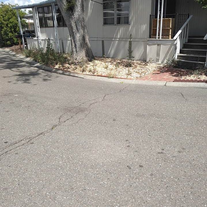 1st image of 1723 Montecito Cir