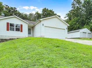 7 Forest Ln, Union, MO 63084