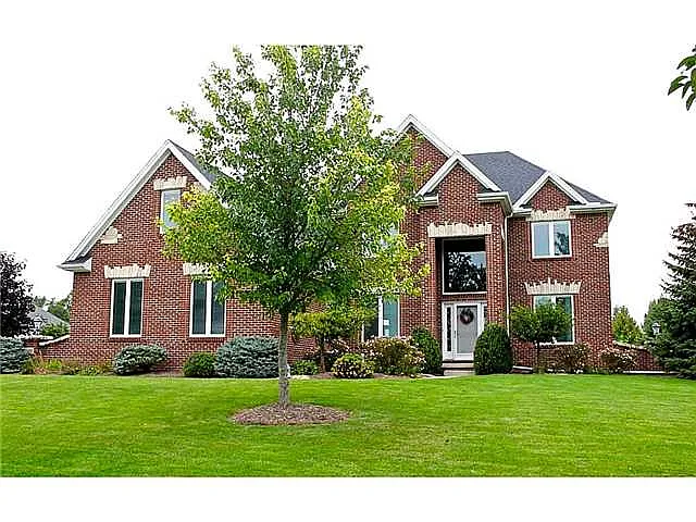 7816 Chestnut Rdg photo 1