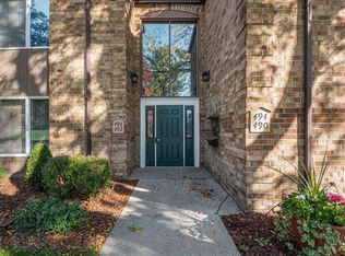 496 Barkwood Ct NW, Grand Rapids, MI 49534