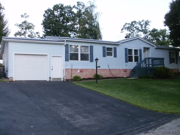 1310 Estates Ave, Somerset, PA 15501