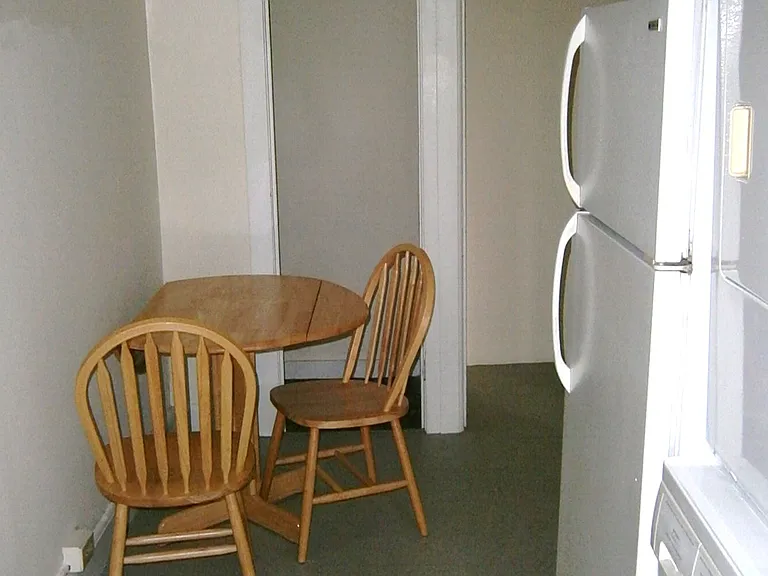 105 Dewitt Pl #4 — Photo 5