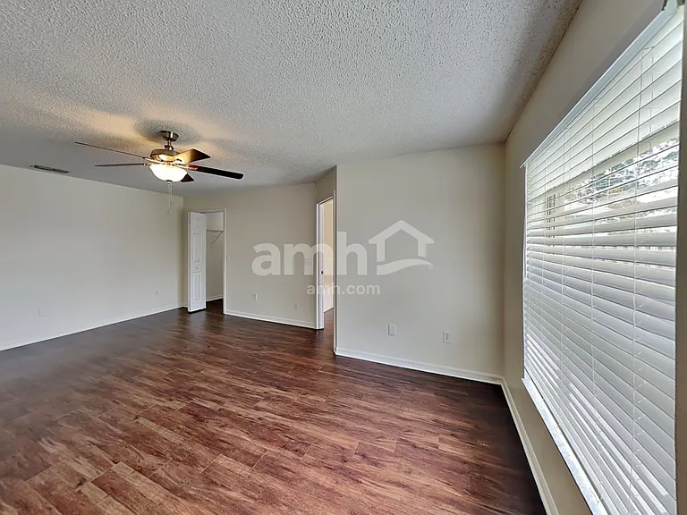 1234 SW Alesio Ln — Photo 9