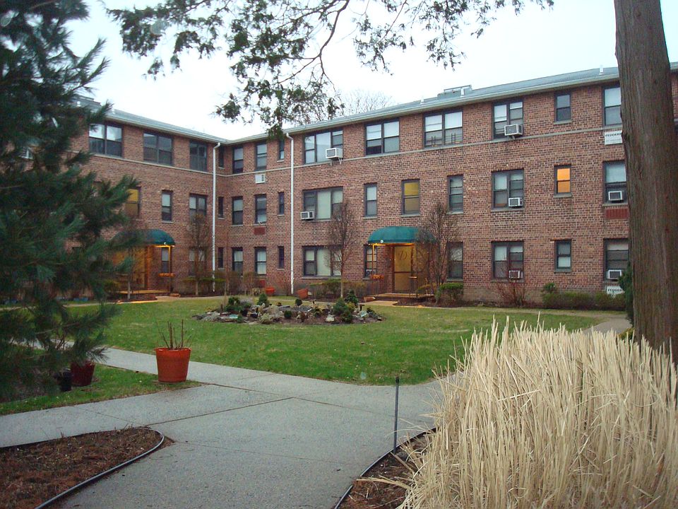 1st image of 320 Atlantic Ave. #D15