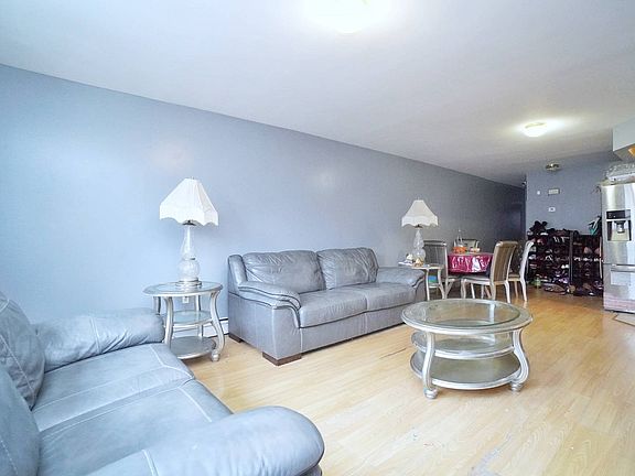 5th image of 388 Essex St
