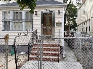 10916 Pinegrove St, Jamaica, NY 11435
