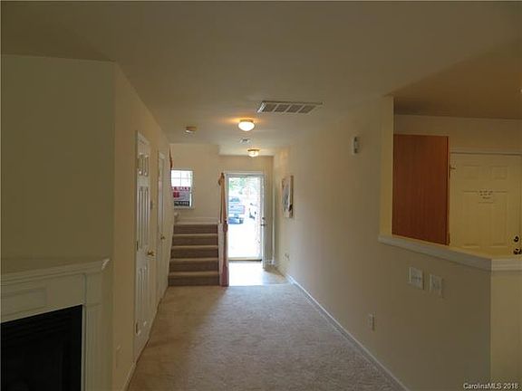 3rd image of 1022 Eagles Nest Ln #2353