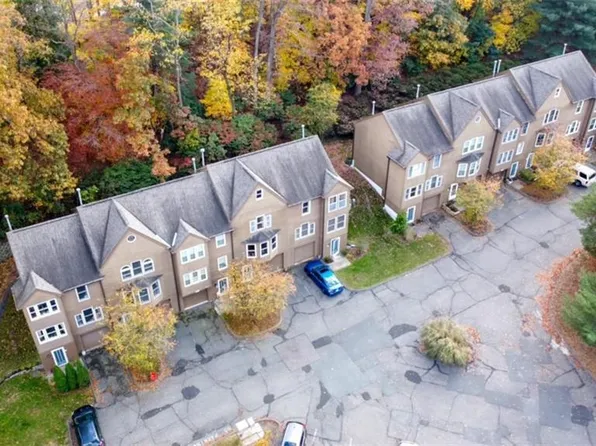 399 Adams Street #6, Manchester, CT 06042