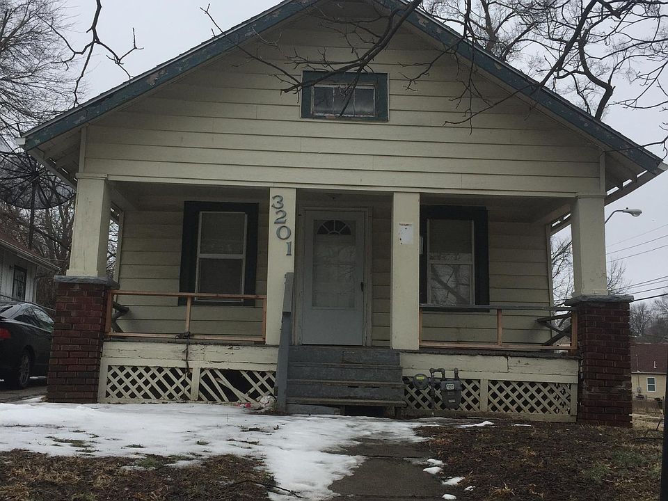 1st image of 3201 E 62nd St