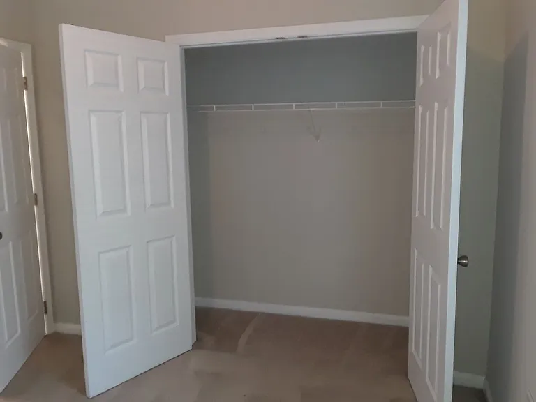 2533 Old Kent Cir — Photo 17