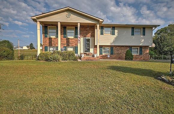 1st image of 433 Old Hickory Cir