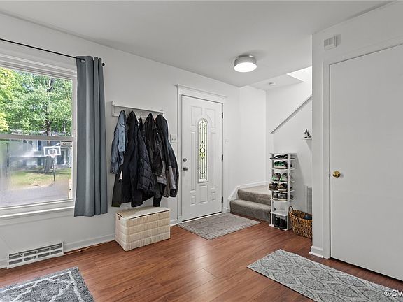 4th image of 1614 White Cedar Ln