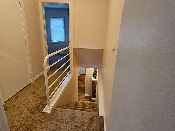 4th image of 1102-1104 Mount Pleasant Ave