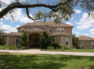 134 Fairway Rdg, Beeville, TX 78102