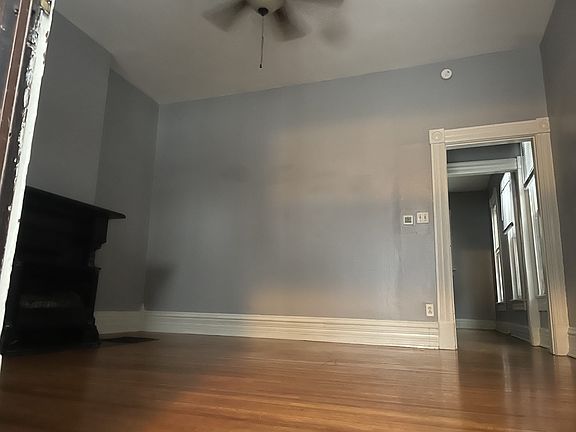 4th image of 945 Highland St