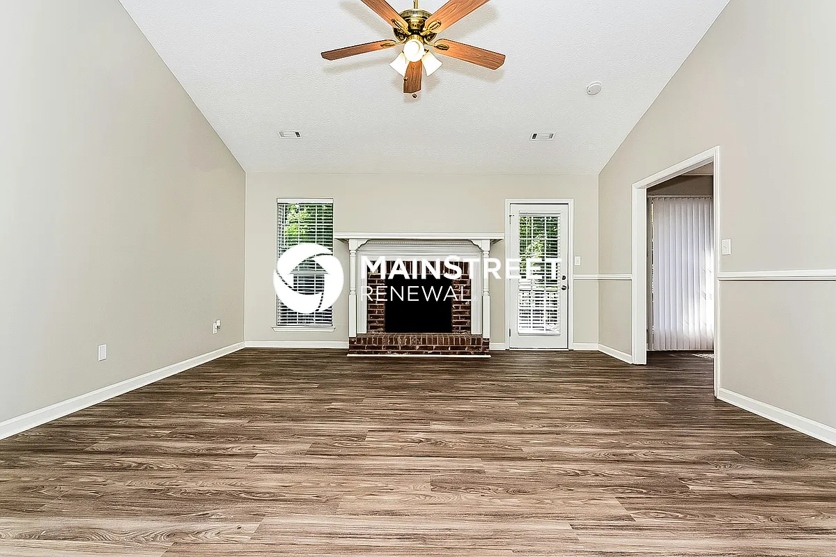 Living Room - 839 River Glen Pl