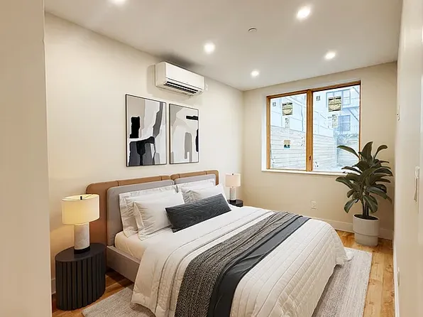 694 Rutland Road image 5 of 15