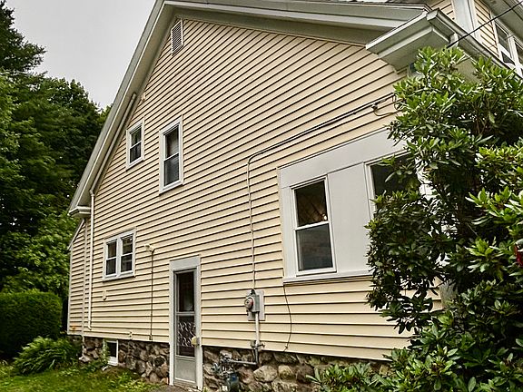 2nd image of 16 Jones Rd