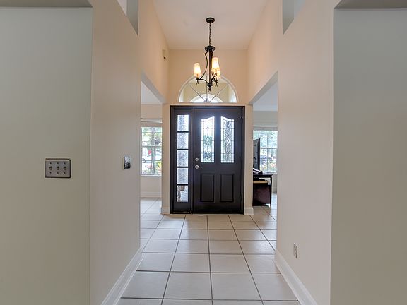 2nd image of 908 Copperfield Ter