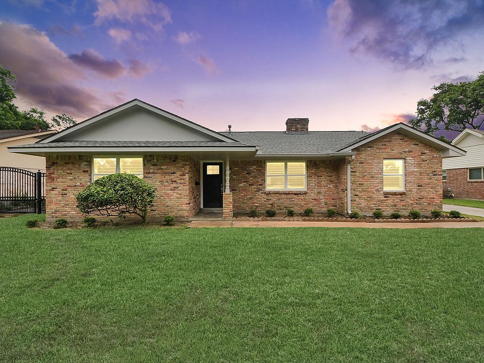 1st image of 8007 Rowan Ln