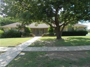 229 S Ranchwood Manor Dr, Oklahoma City, OK 73139