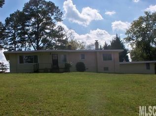 618 28th Avenue Ct NE, Hickory, NC 28601