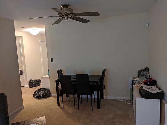 5th image of 16301 Taconic Cir
