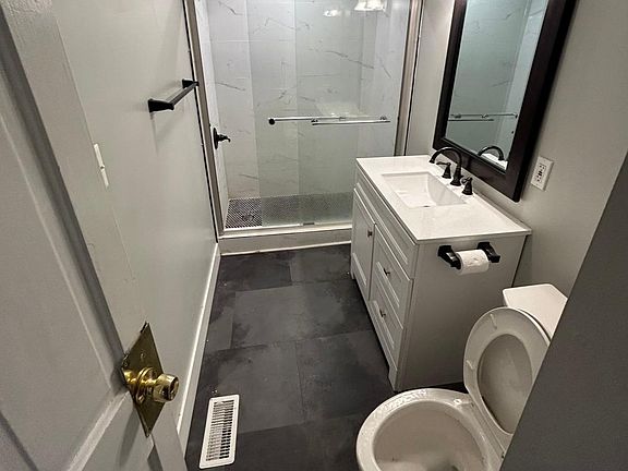 3rd image of 3417 Osage Ave APT 3