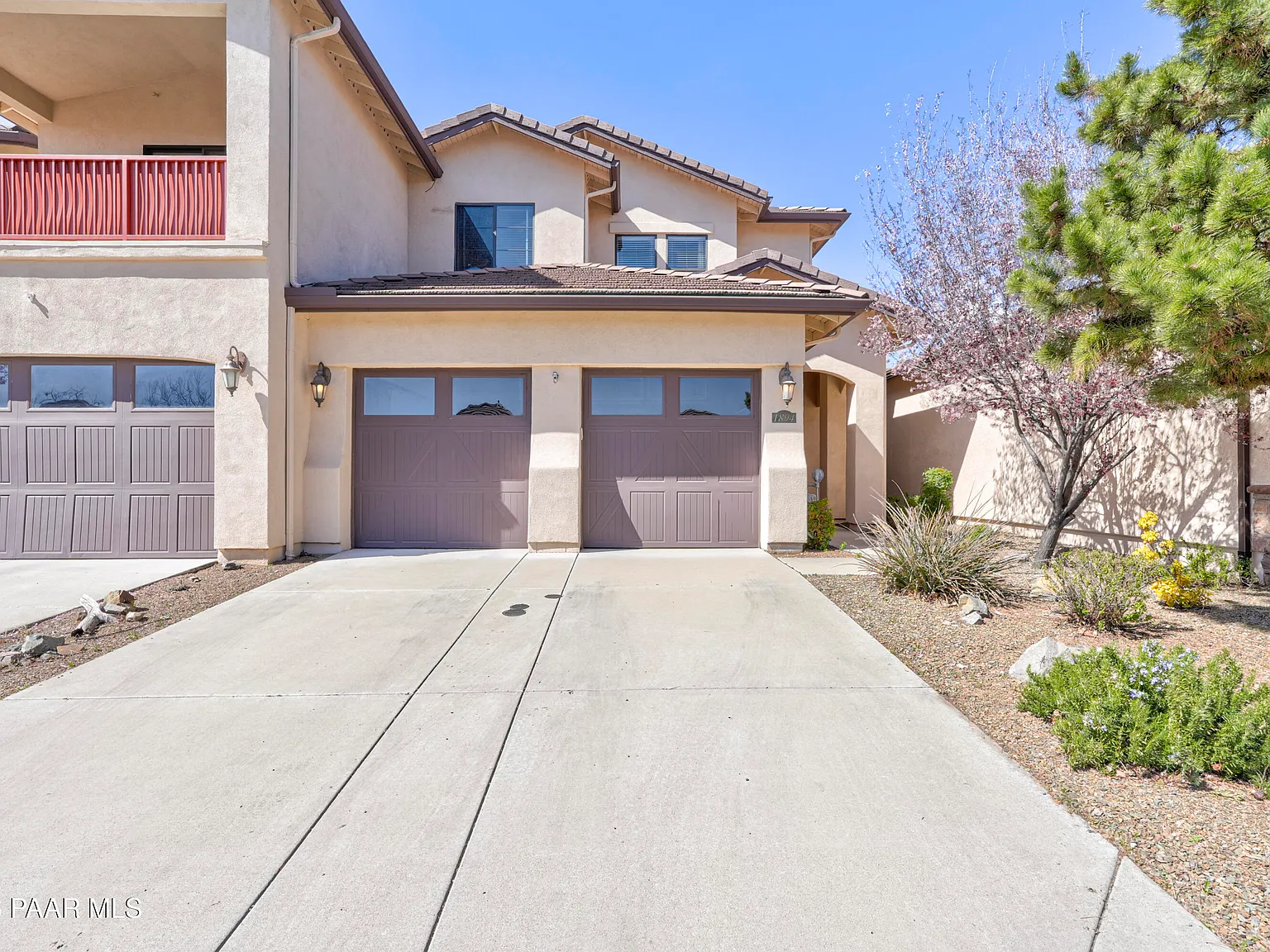 3 bed, 2.5 bath, 2258 sqft, $2,500 — Photo 1