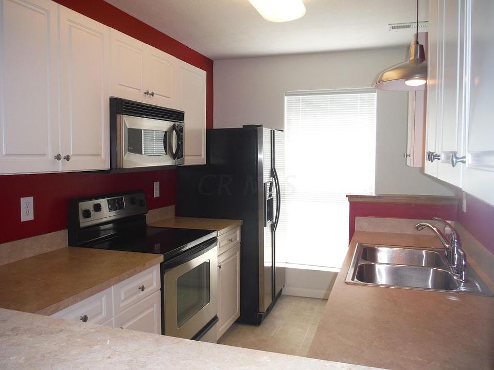 1st image of 396 Piney Creek Dr