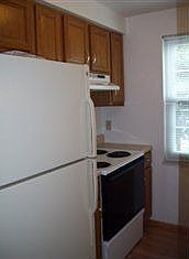 3rd image of 312 Bellford Ct