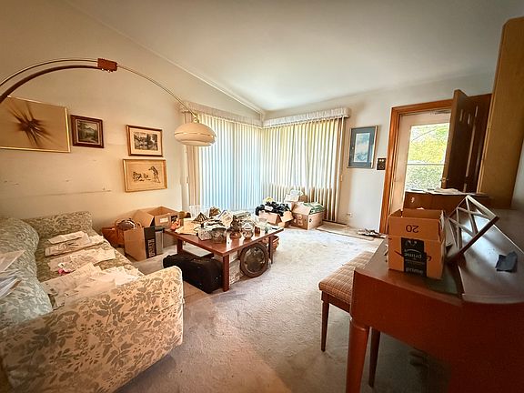 4th image of 3920 Wren Ct