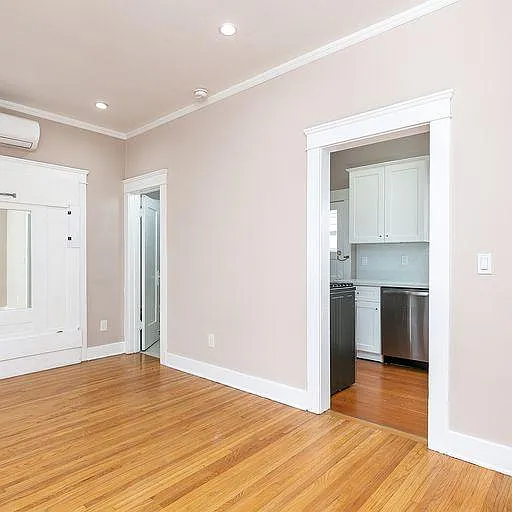 109A N Columbus Ave #A — Photo 9