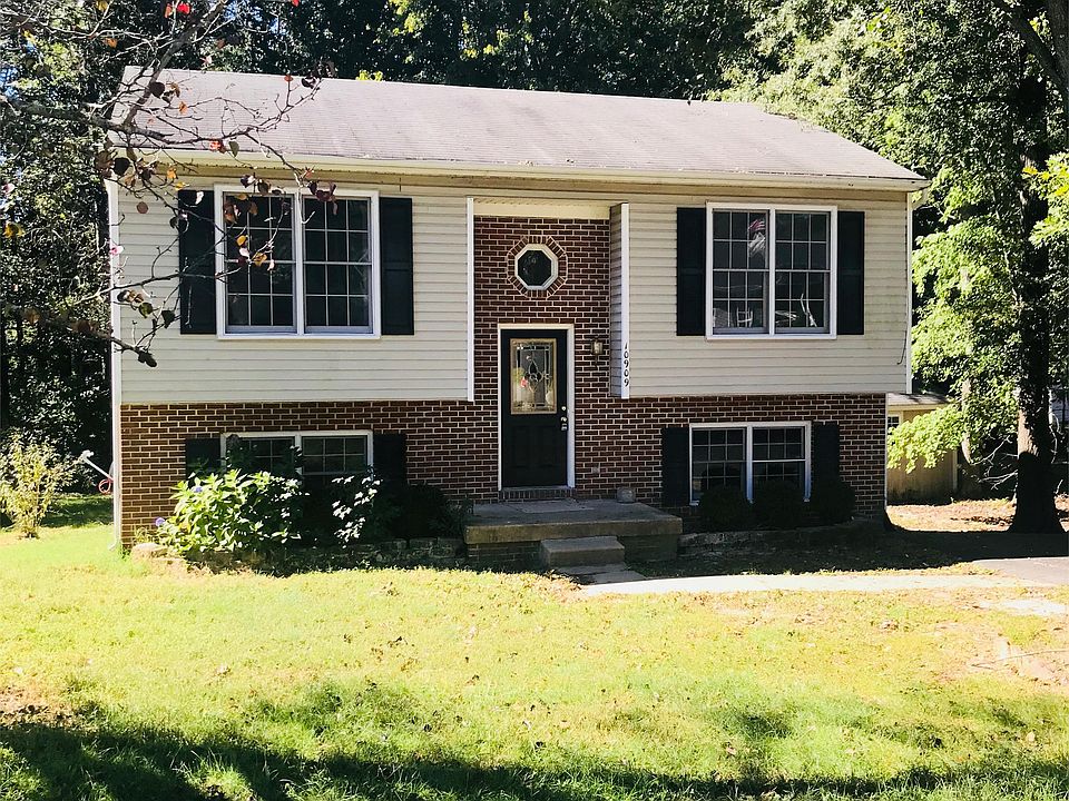 1st image of 10909 Peach Tree Dr