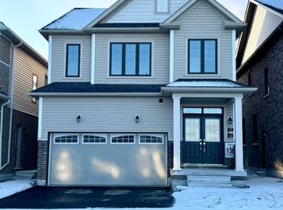 57 Durham Ave, Barrie, ON L9J 0L5