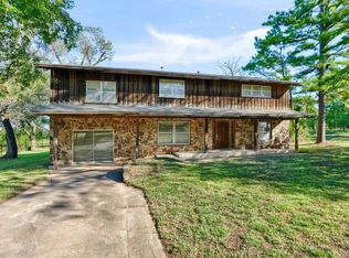 2021 W Walker St, Denison, TX 75020