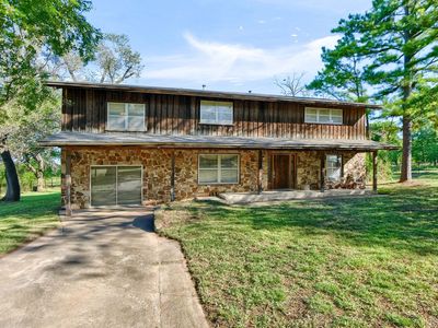 2021 W Walker St, Denison, TX, 75020