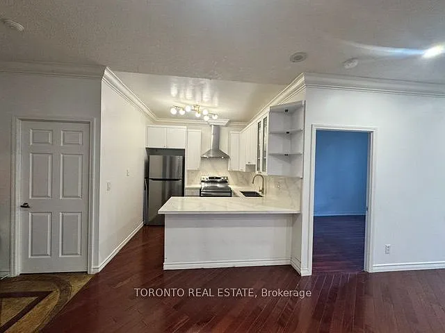 35 Kingsbridge Garden Cir #110 — Photo 22