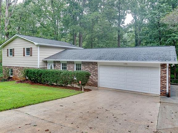 2nd image of 186 Jousters Ln