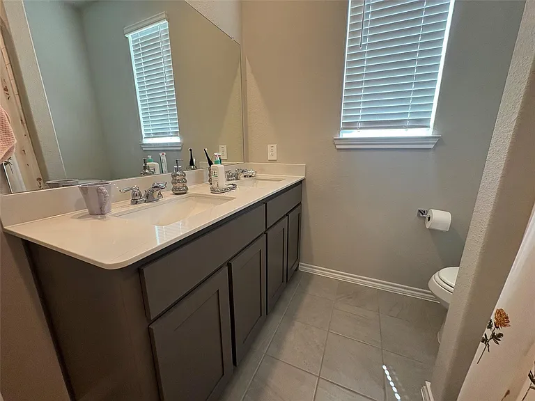 3222 Hampton Dr — Photo 13