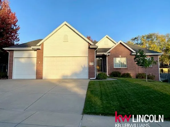 3316 S 81st St, Lincoln, NE 68506