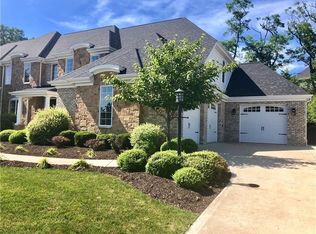 102 Chancellor Ct, Mars, PA 16046